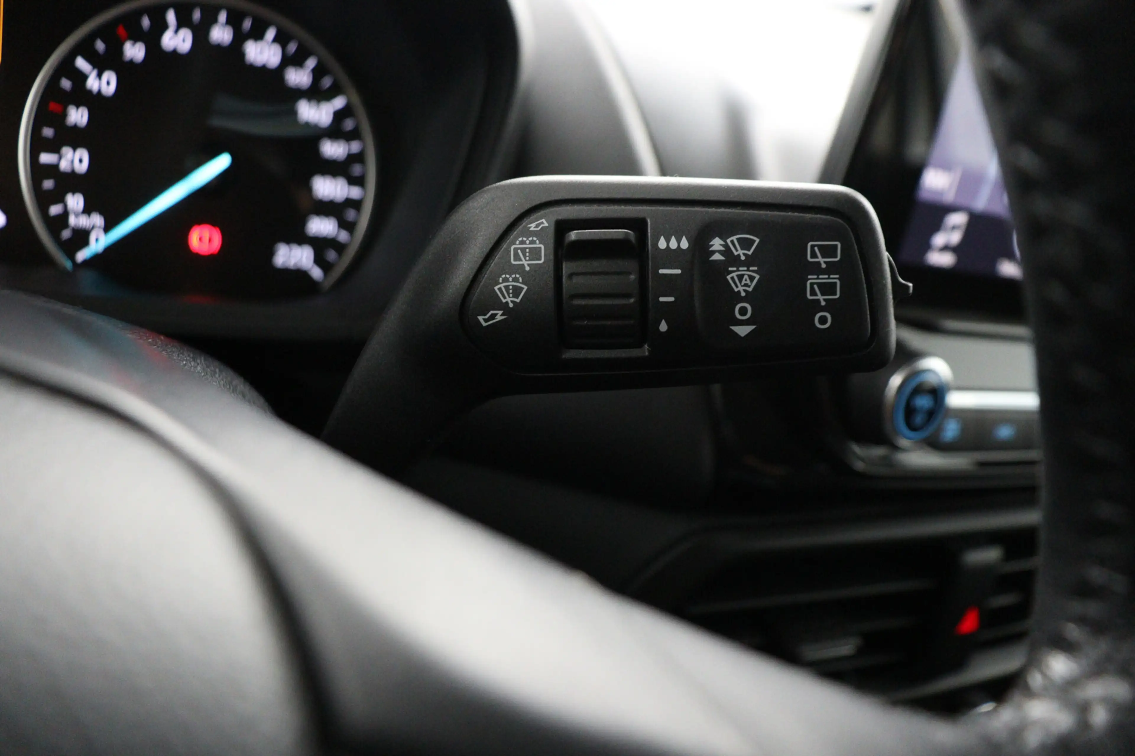 Ford EcoSport 1.0 Ecoboost 125 pk Titanium Winterpakket/ECC/DAB/ — photo 25
