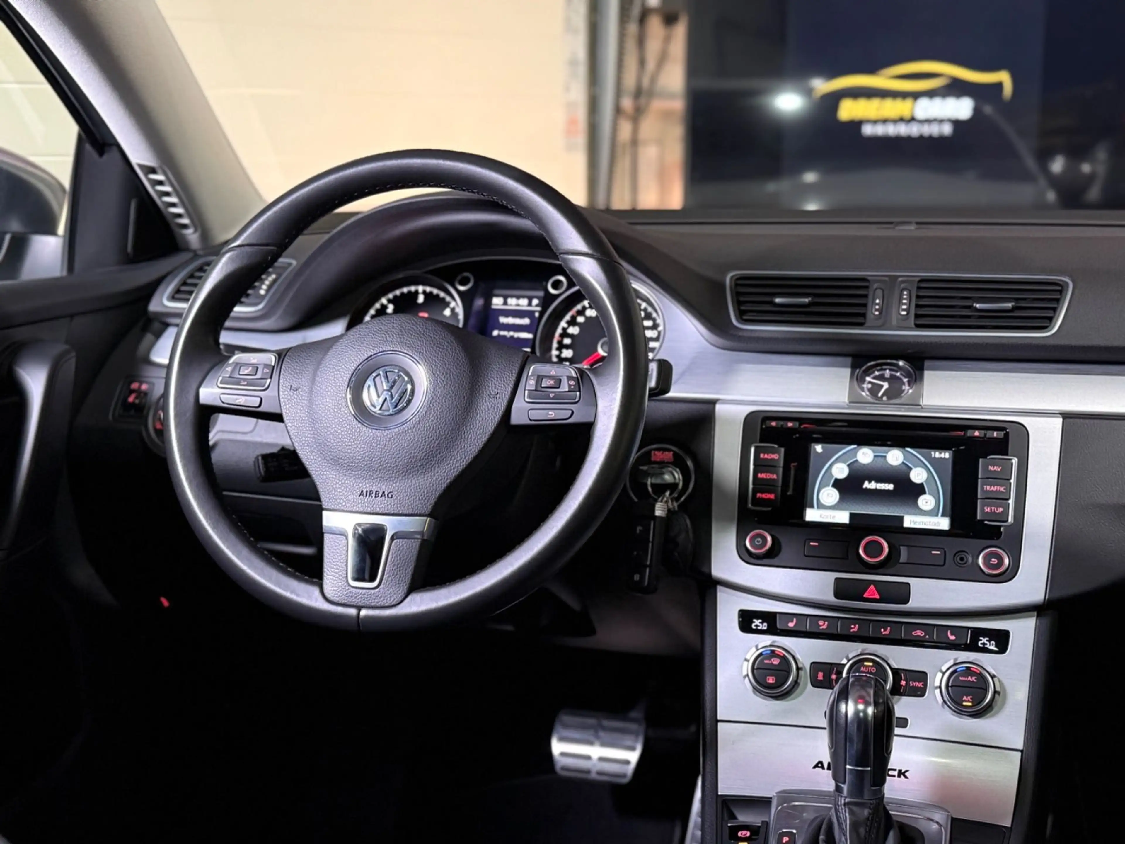 Volkswagen Passat Alltrack Variant Basis 4Motion*DCC*AHK*1H — photo 13