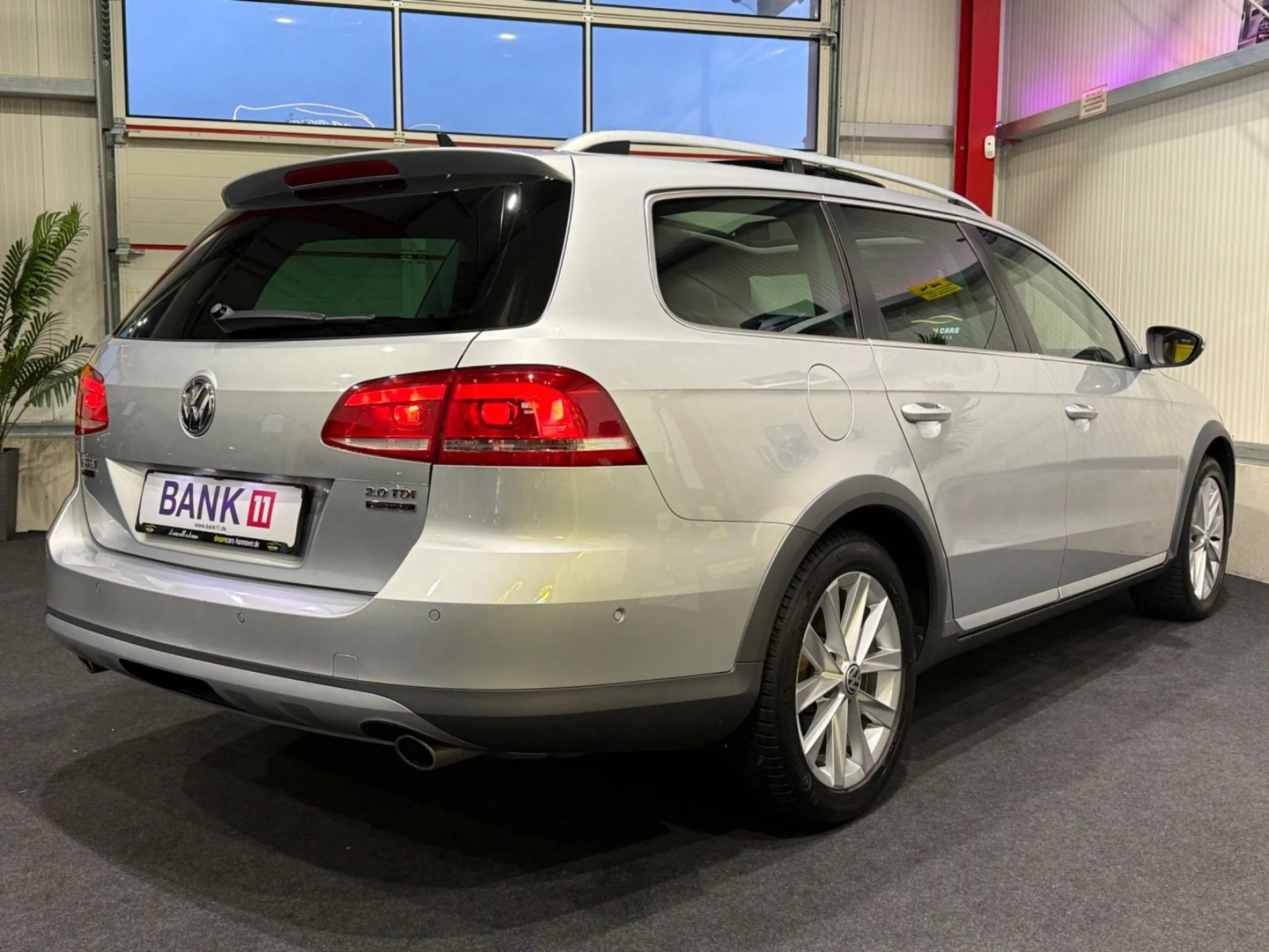Volkswagen Passat Alltrack Variant Basis 4Motion*DCC*AHK*1H — photo 9