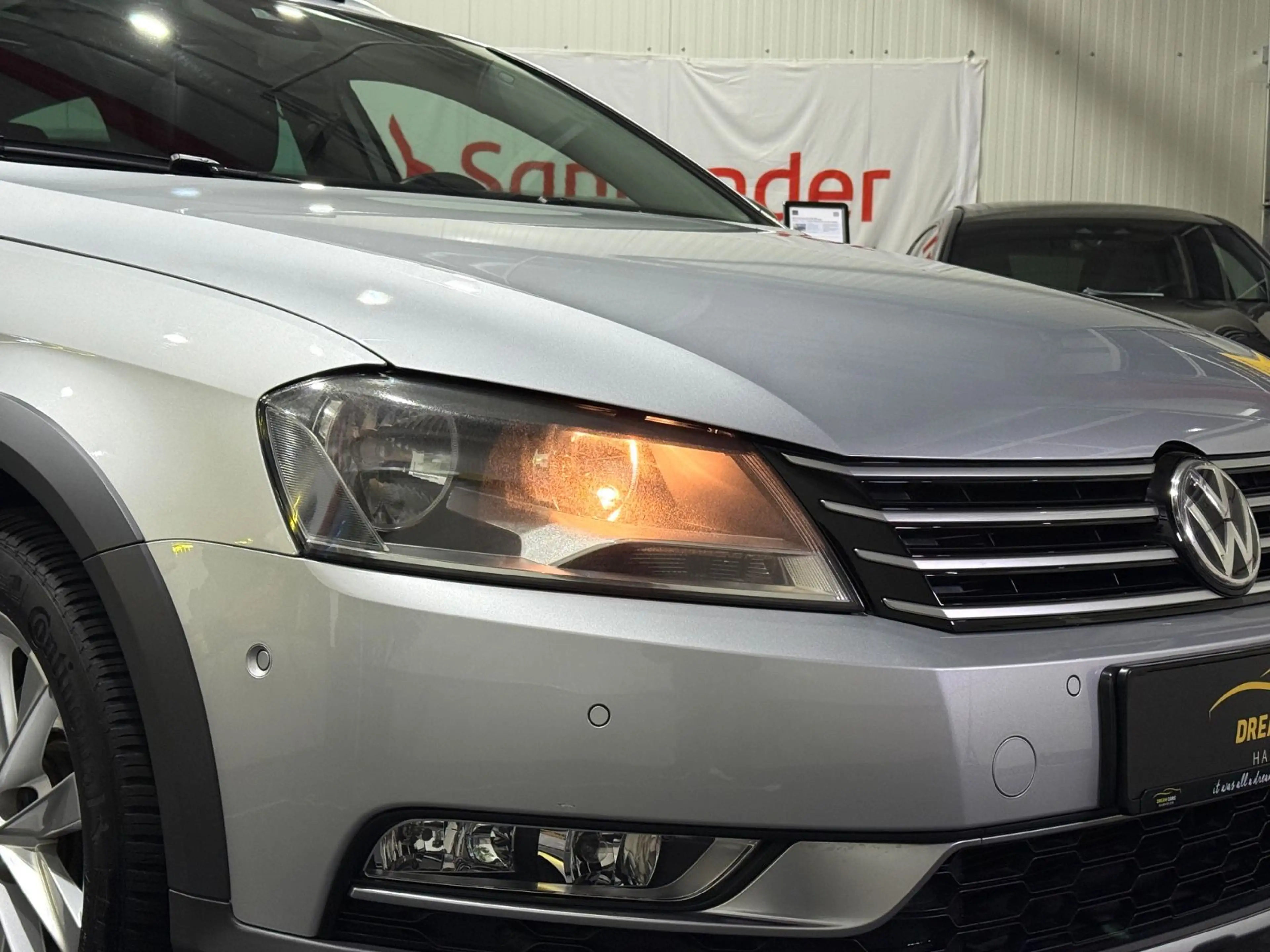 Volkswagen Passat Alltrack Variant Basis 4Motion*DCC*AHK*1H — photo 12