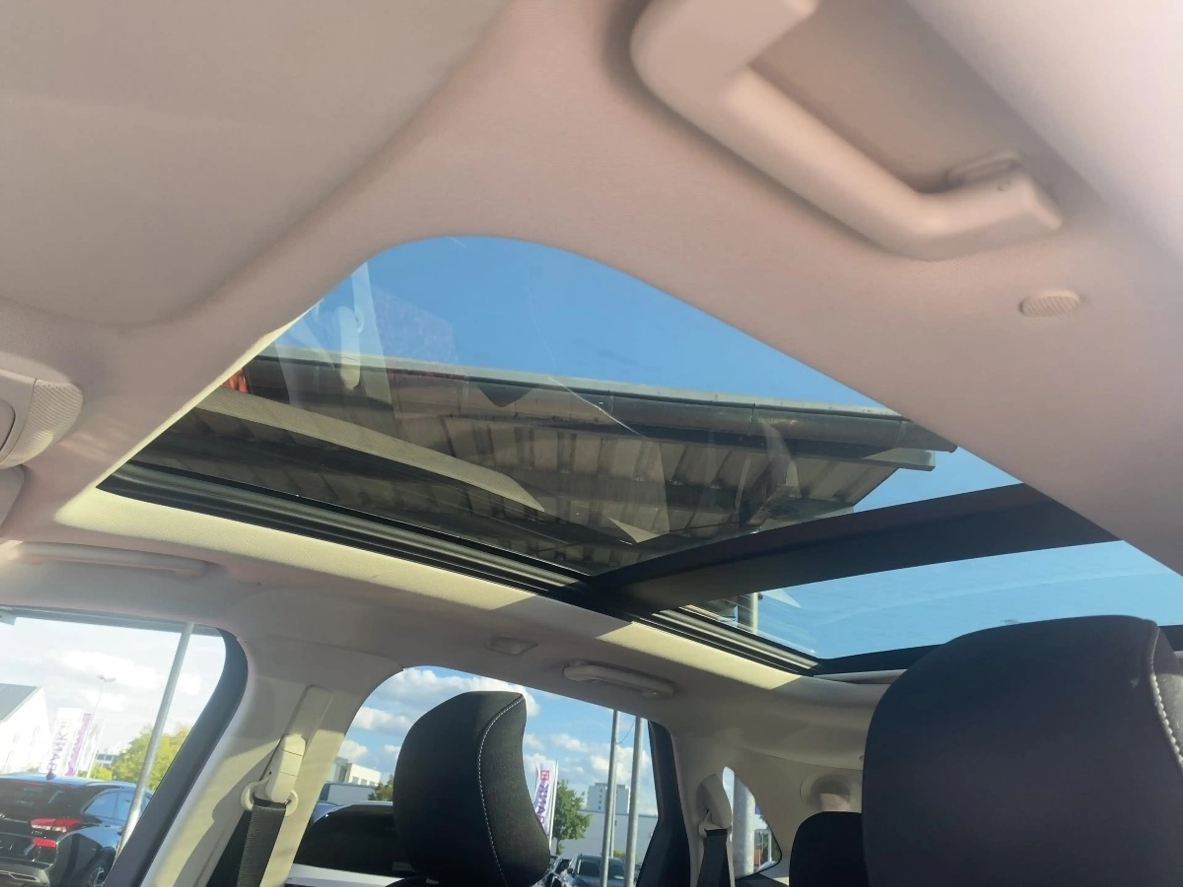 Ford Edge 4x4 Titanium SHZ*RFK*Navi*DAB*Pano*Parklenk* — photo 7