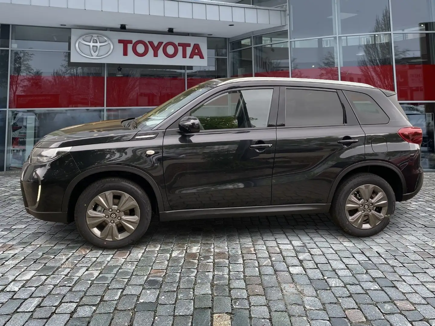 Suzuki Vitara 1.4 Hybrid DITC 4x2 Ungefahren*Top Zwart - 2