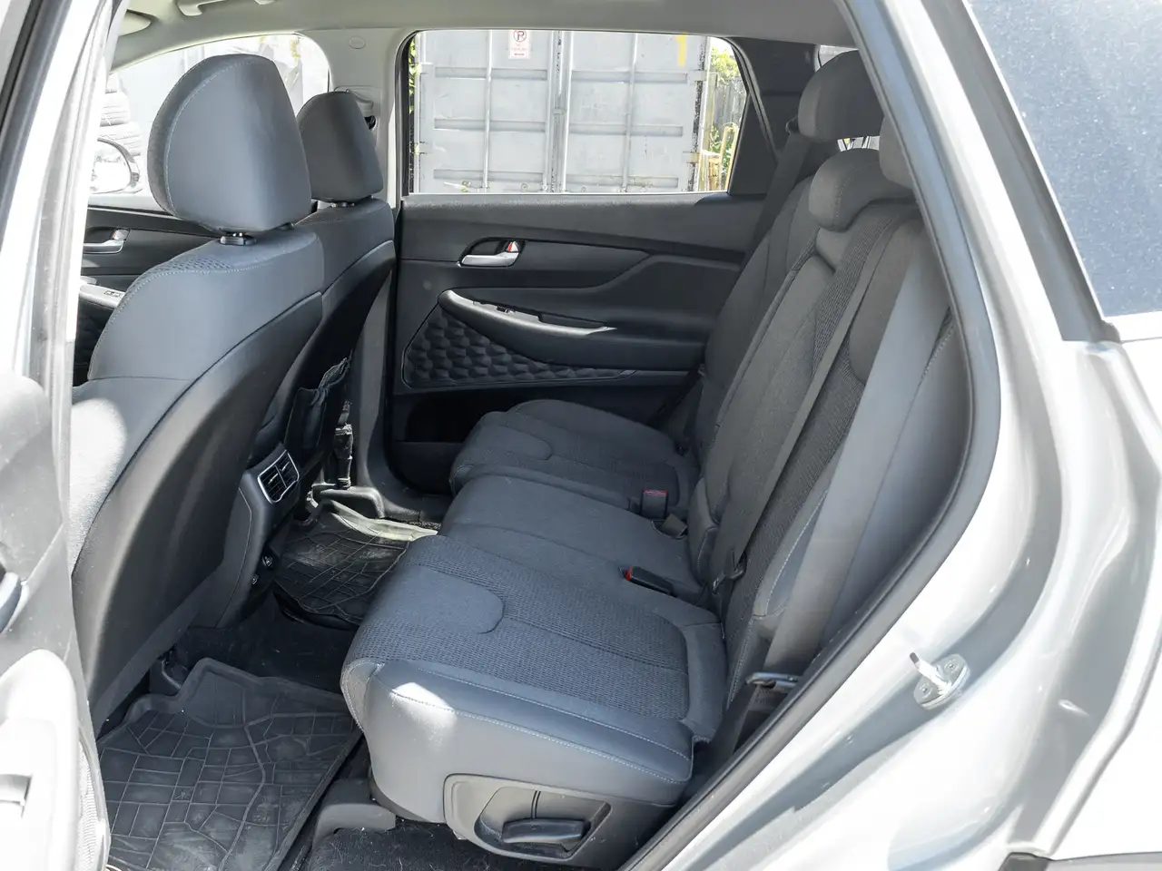 Hyundai SANTA FE photo Hyundai SANTA FE