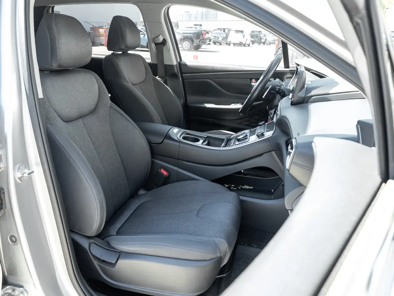Hyundai SANTA FE photo Hyundai SANTA FE