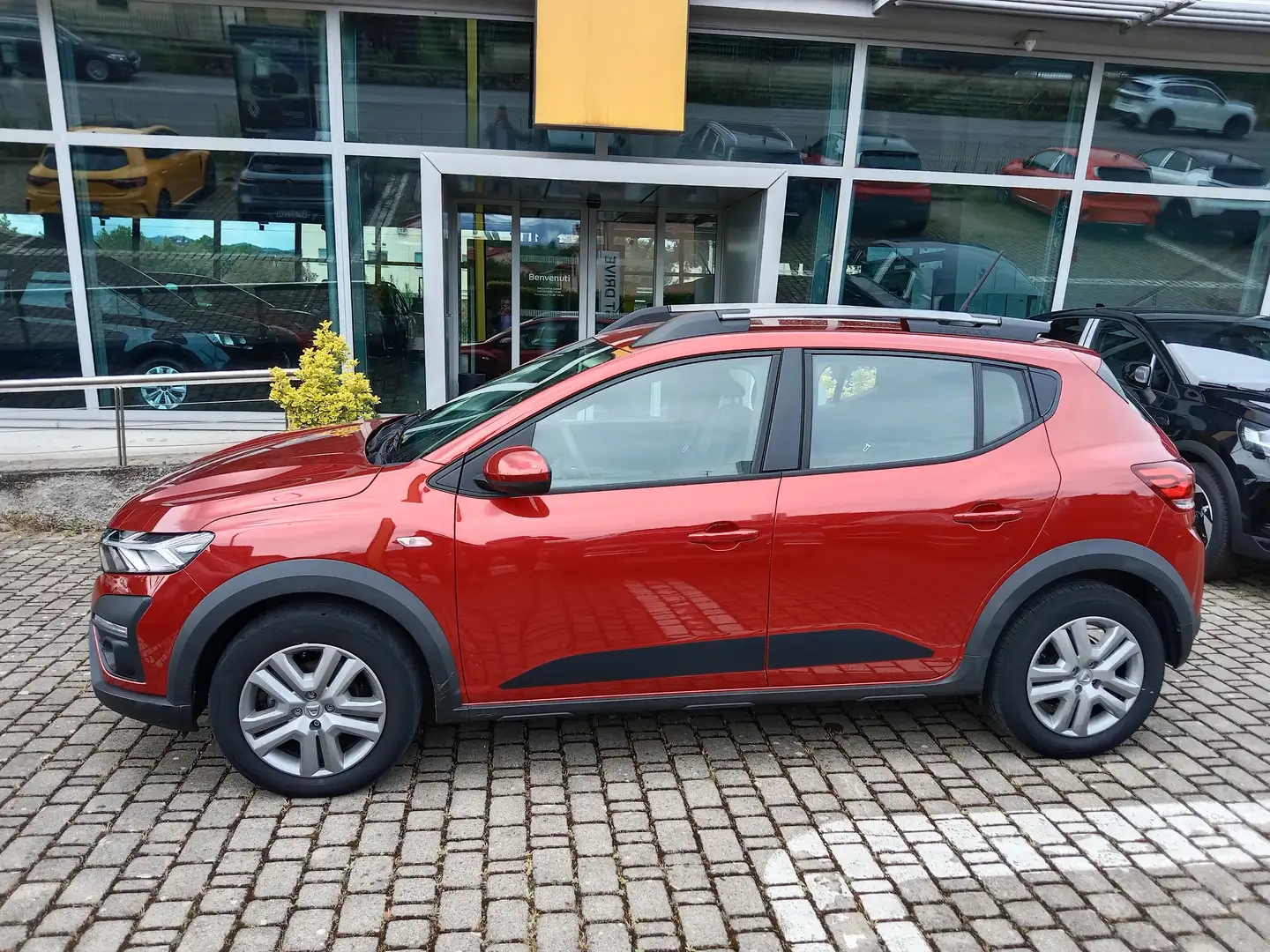 Dacia Sandero Sandero Stepway 1.0 tce Comfort S Eco-g 100cv GPL Rojo - 1
