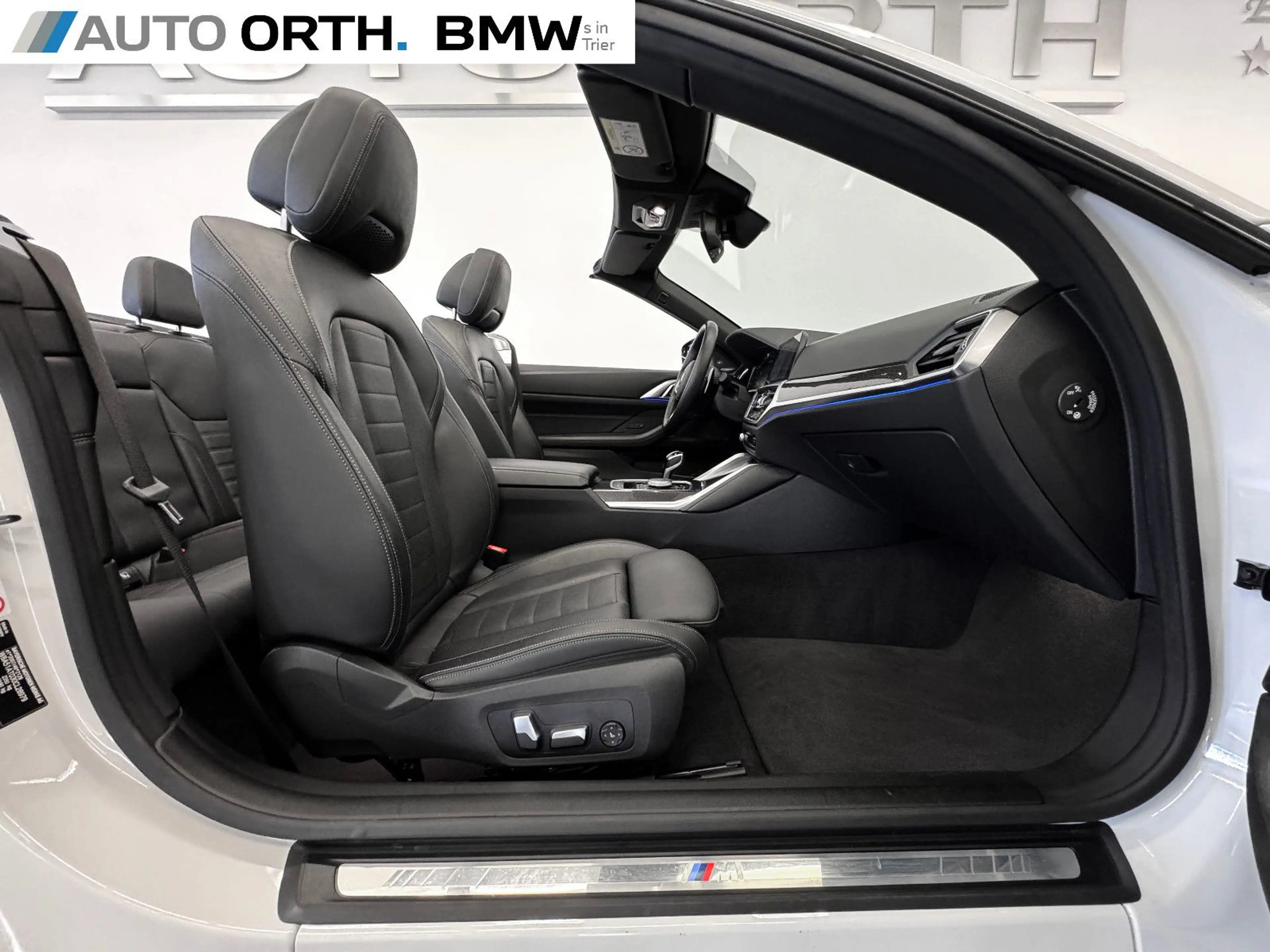 BMW M4 i Cabrio LEDER LC-PRO HUD SITZKLIMA ACC 360° — photo 15