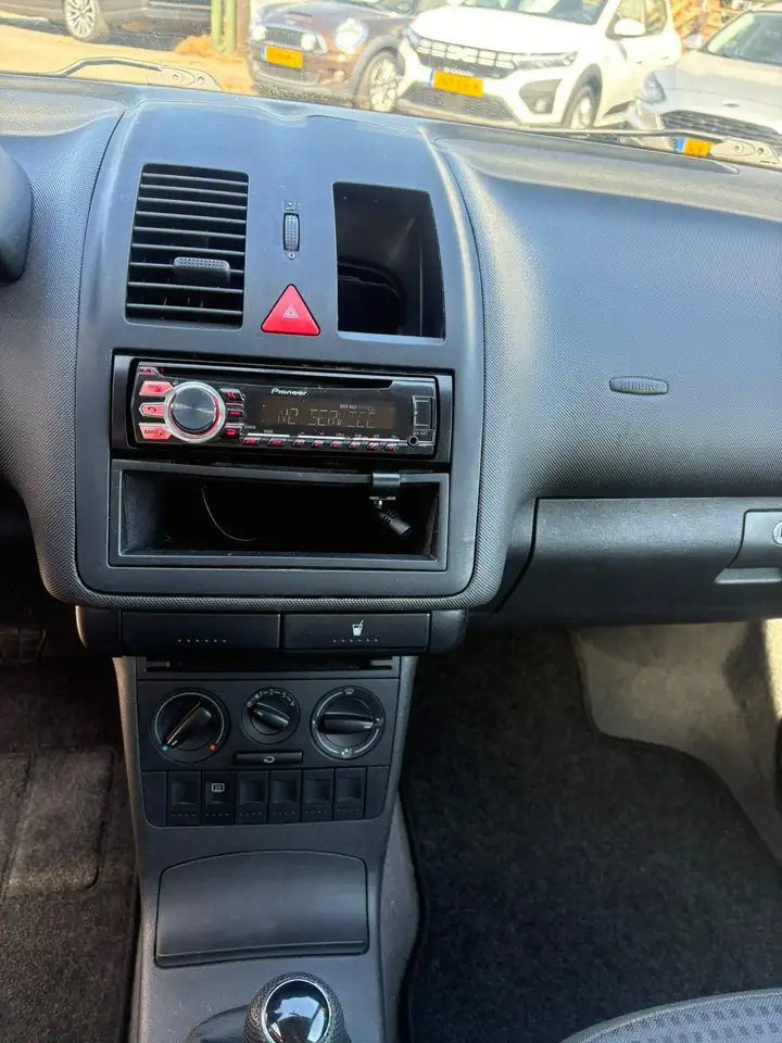 Volkswagen Polo 1.4 Comfortline, foto 9