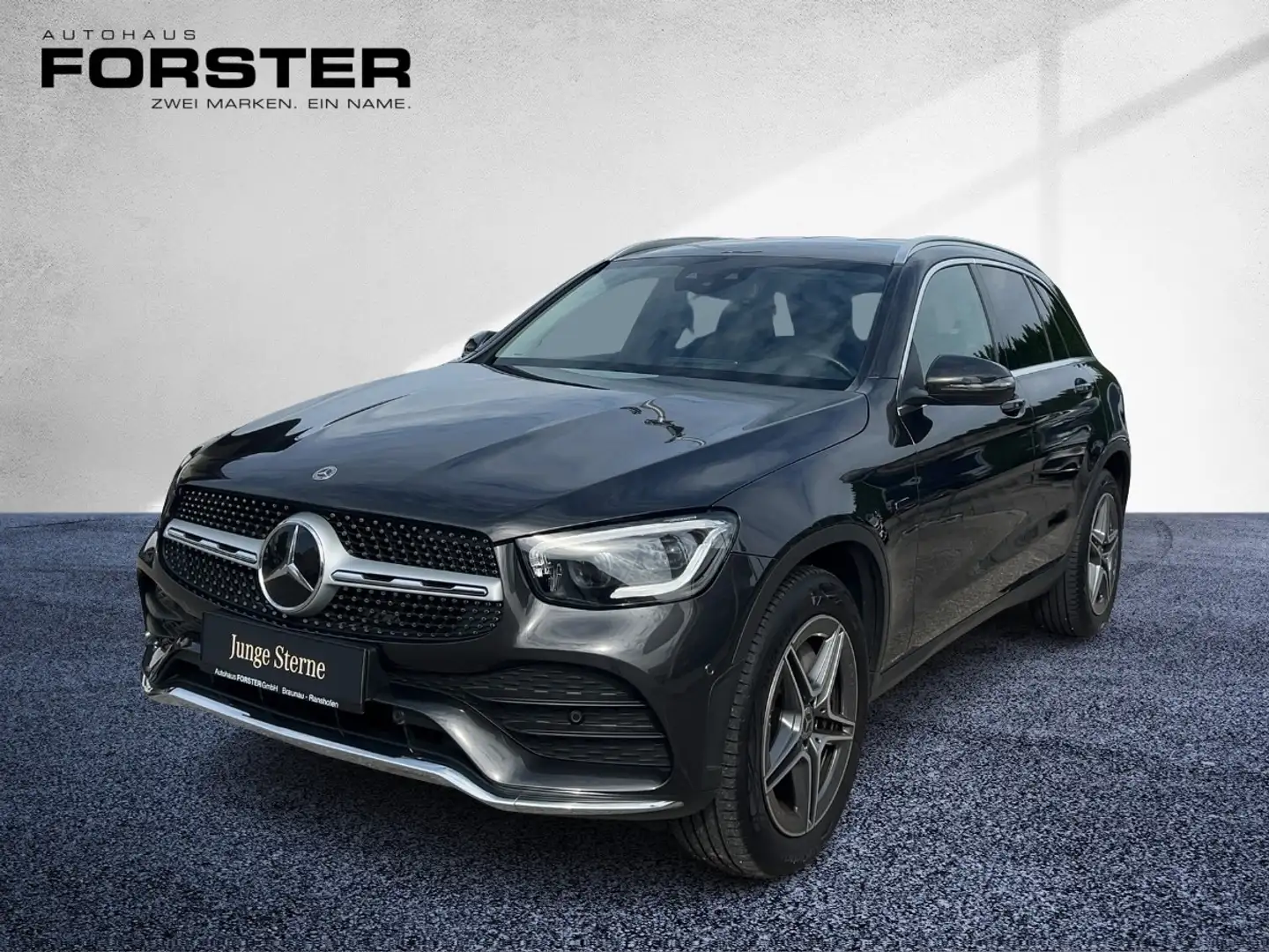 Mercedes-Benz GLC 300 de 4MATIC AMG Line AMG FAP AIR Distr Grau - 2