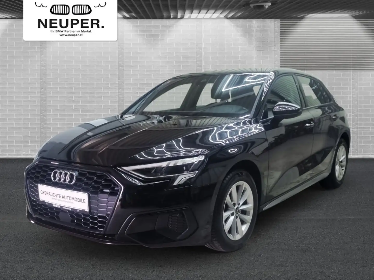 Audi A3 SB 30 TFSI Intense Schwarz - 1
