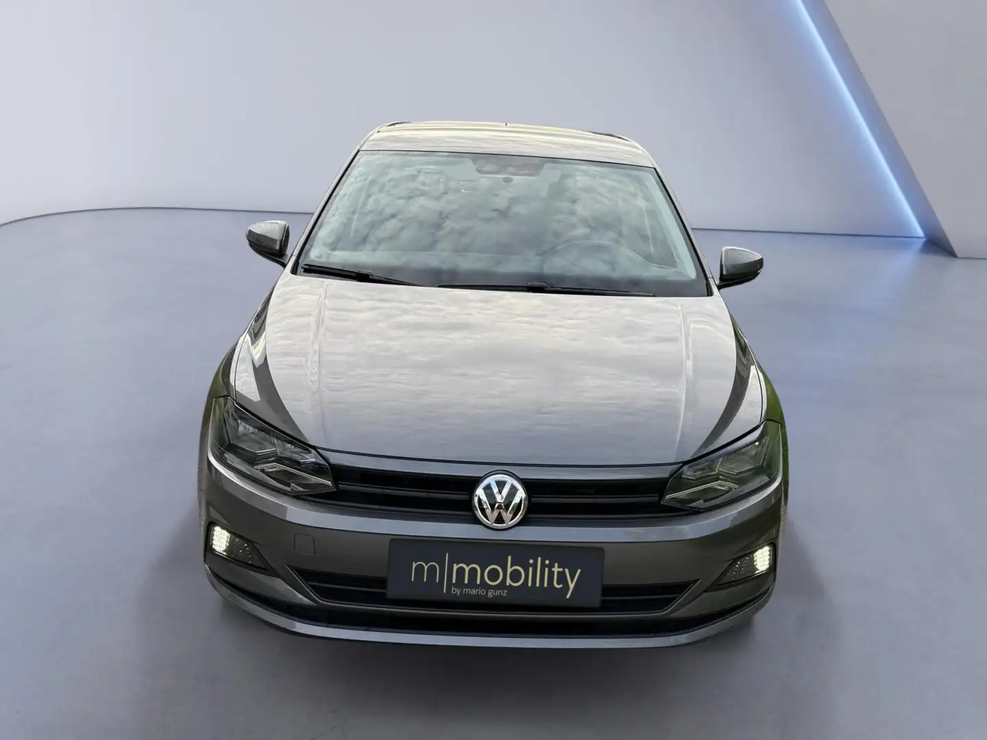 Volkswagen Polo 1.0 Trendline 59 kW (80 PS), Schalt. 5-Gang, Fr... Grau - 2