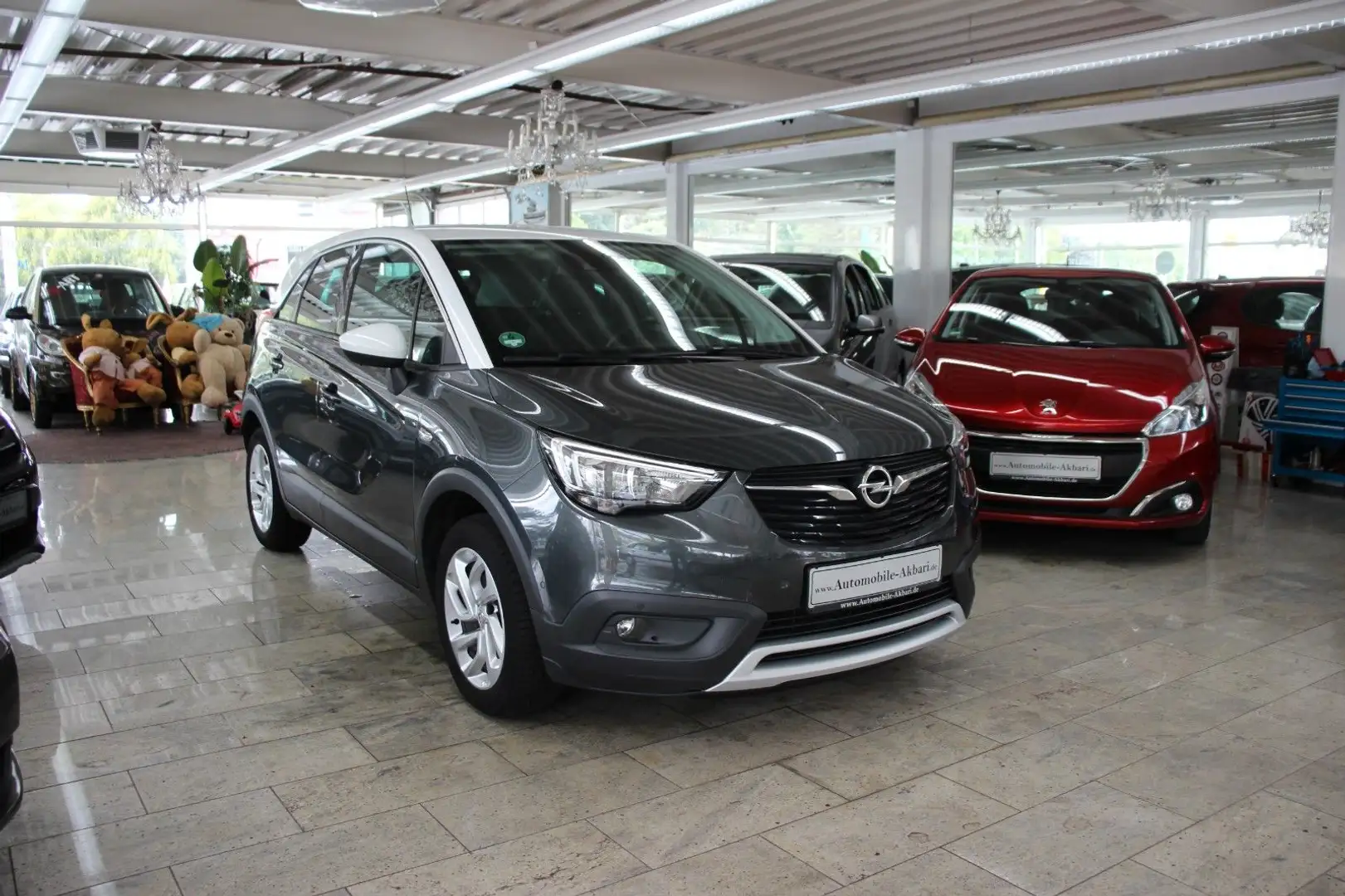 Opel Crossland X Innovation Grau - 2
