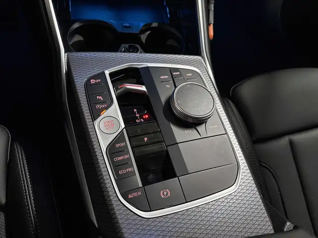 BMW 3 Series view 14