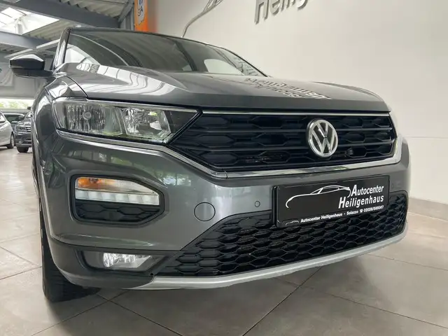 Volkswagen T-Roc Sport Digitalcock Sitzheizung DCC ACC PDC