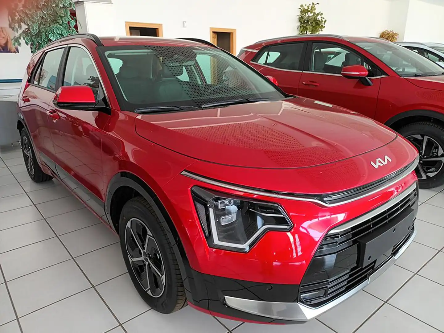 Kia Niro 1.6 HEV DRIVE MY25 Red - 2