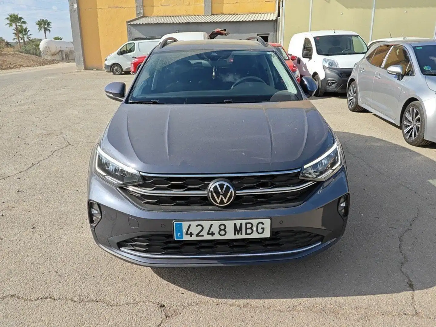 Volkswagen Taigo 1.0 TSI Life DSG 81kW Gris - 2
