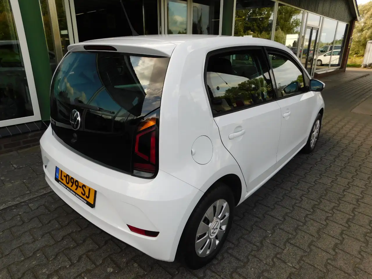 Volkswagen Up 1.0 MPI 65PK MOVE UP! All-in Prijs! 1 jaar garanti, миниатюра 18