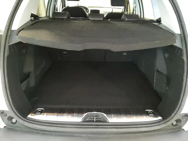 Peugeot 2008 view 15