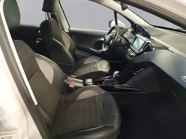Peugeot 2008 view 14