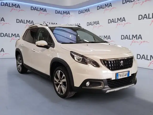 Peugeot 2008 view 7