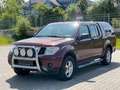 Nissan Navara 2.5 D Doppelkabine Rot - thumbnail 1