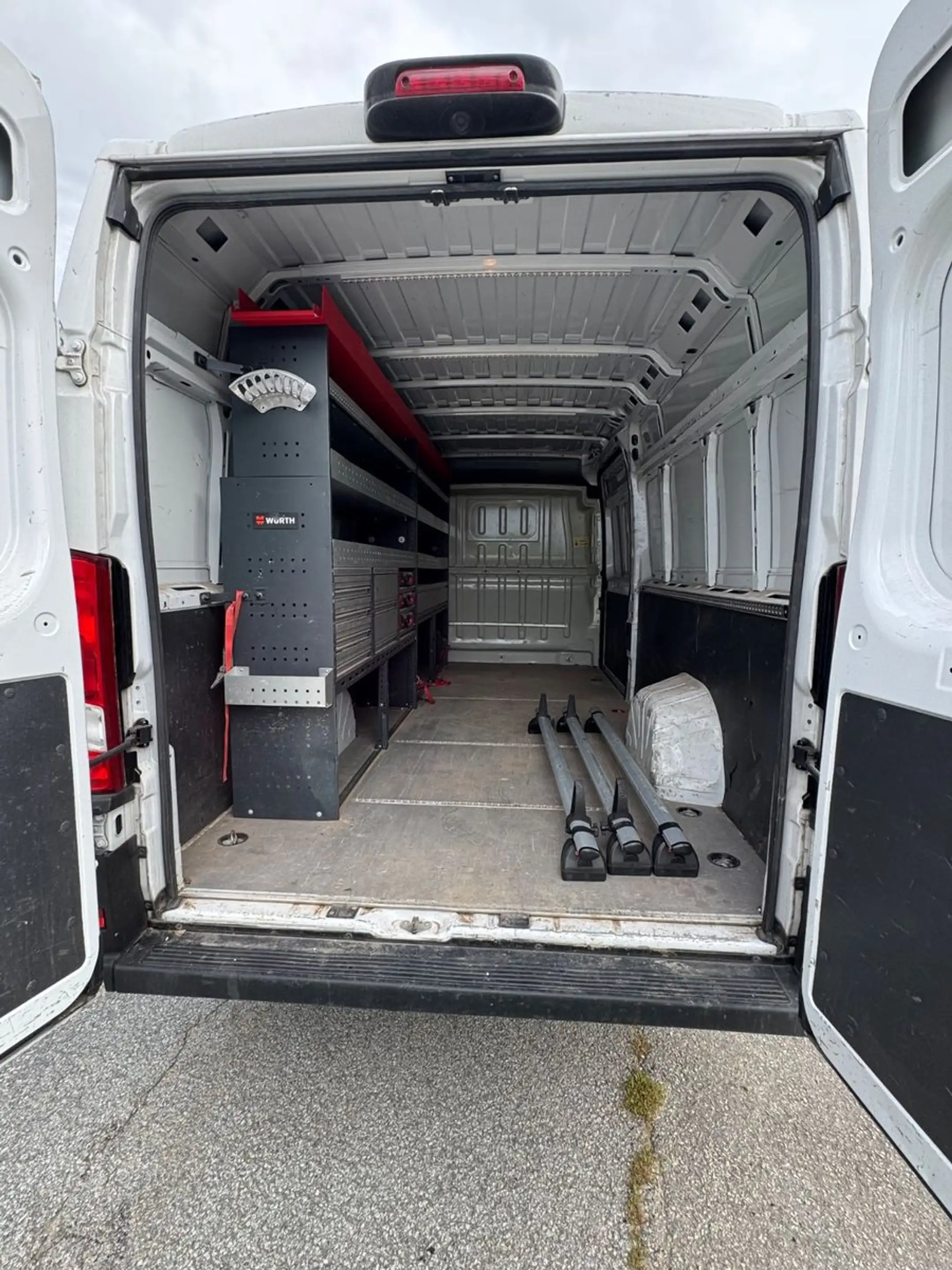 Peugeot Boxer MAXI 435 L4H2 Premium BlueHDi HEAVY DUTY — photo 12