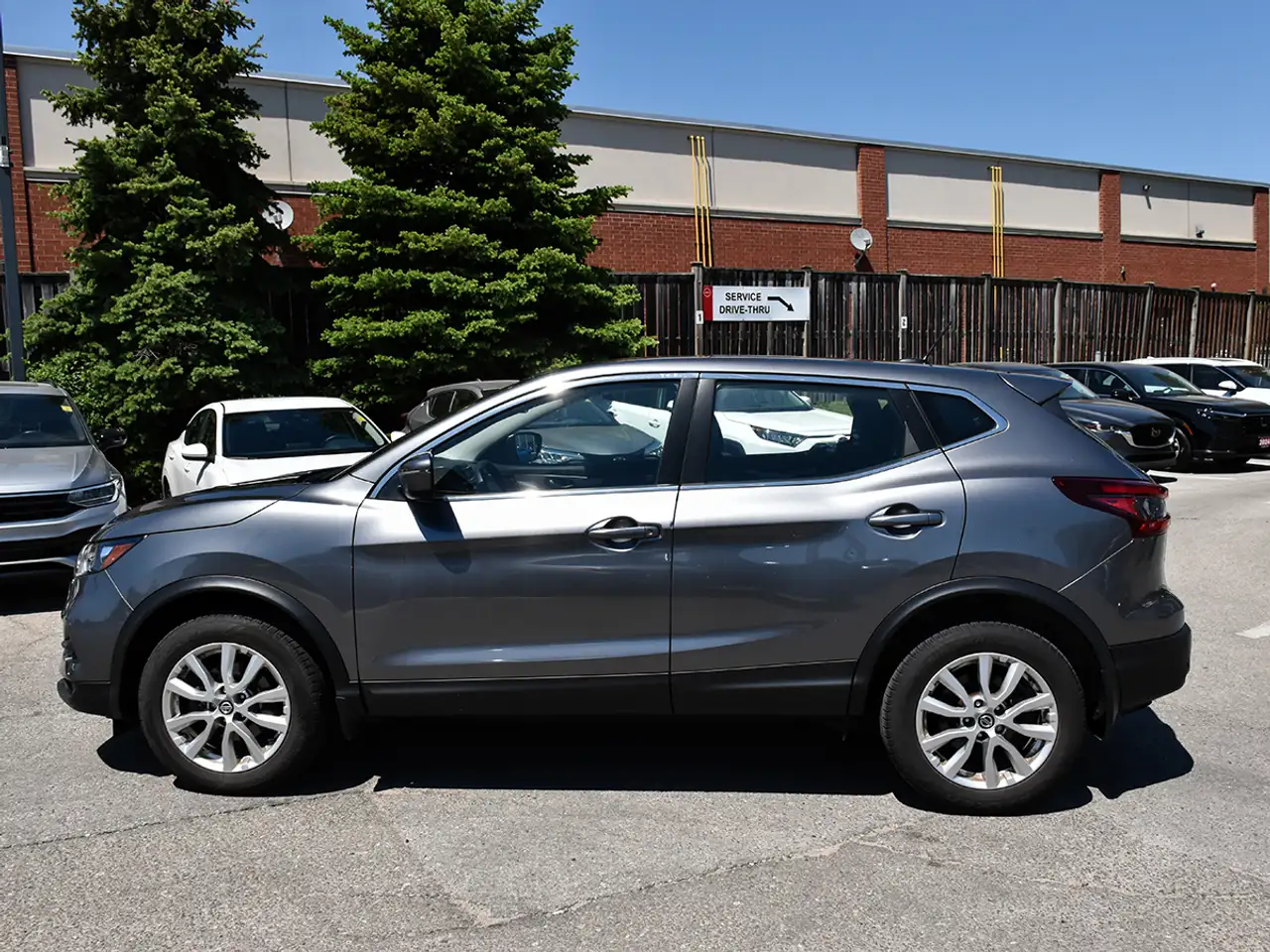 Nissan Qashqai снимка Nissan Qashqai