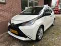 Toyota Aygo 1.0 VVT-i x-fun Wit - thumbnail 1