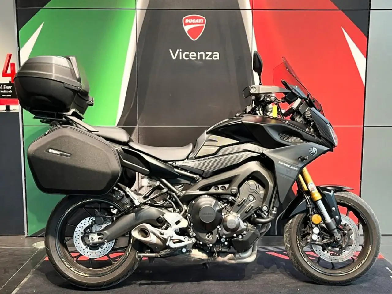 Yamaha Tracer 900
