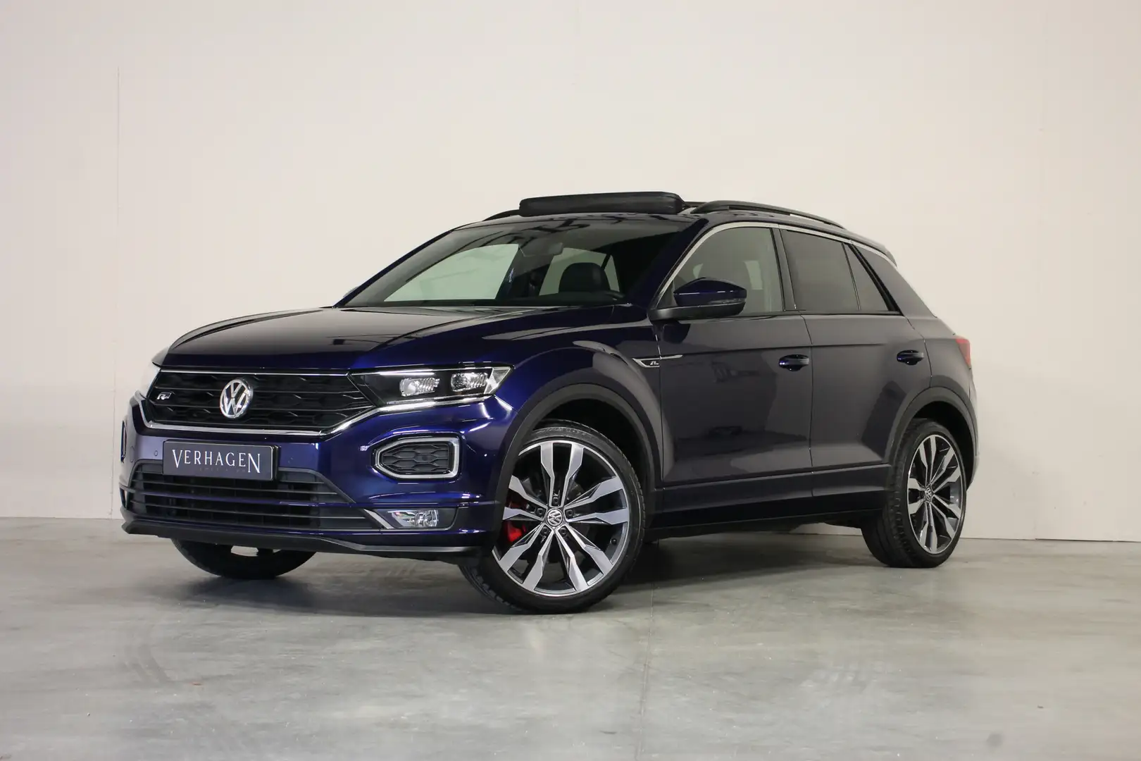Volkswagen T-Roc 2.0 TSI R-line 4motion Pano Led Navi DSG 190pk Blauw - 1