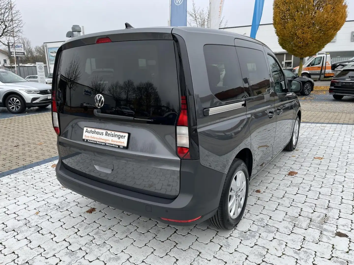 Volkswagen Caddy Kombi 2.0 TDI (NAVI,RearView,GRA,LaneAssist) Grau - 2