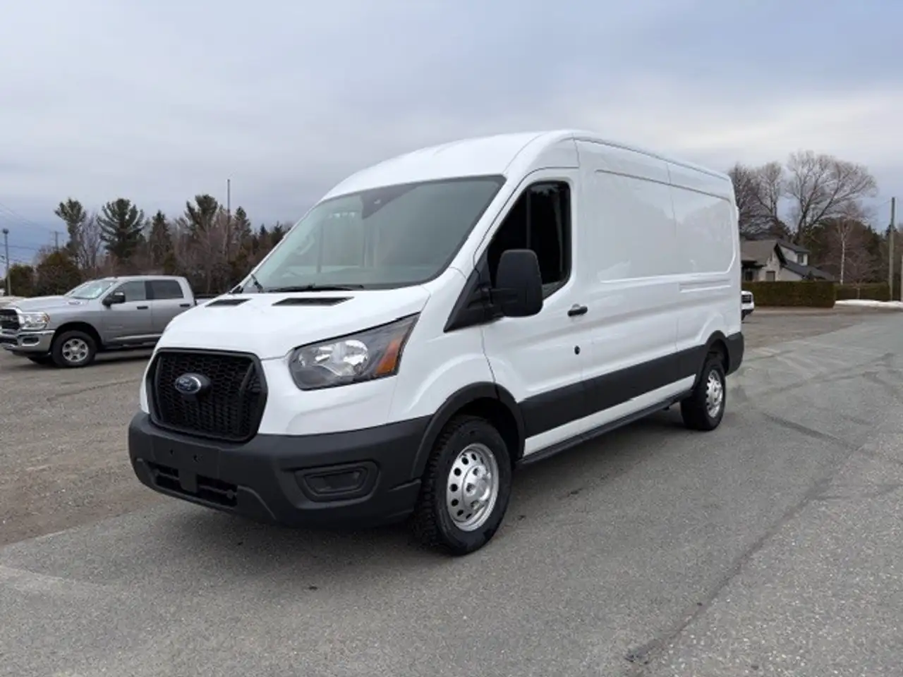 2025 Ford Transit Cargo Van