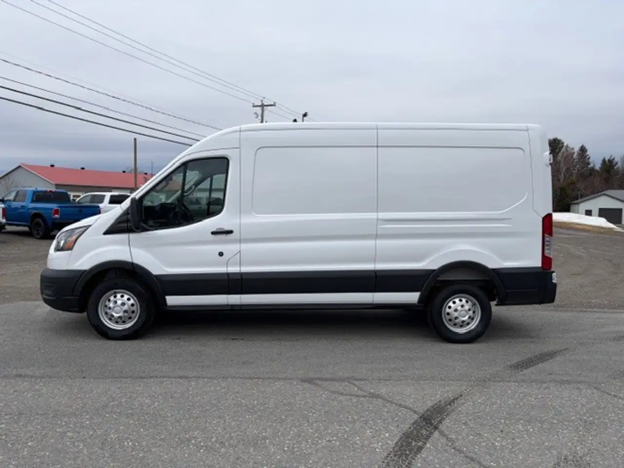 Ford Transit Cargo Van снимка Ford Transit Cargo Van