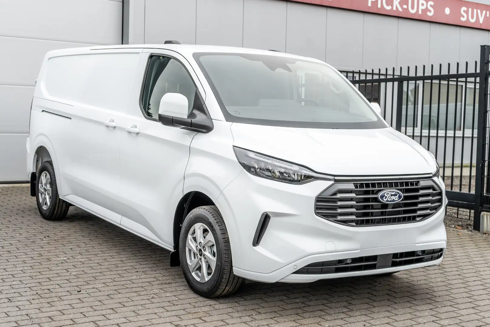 Ford Transit Custom 2.0TDCi Limited L2 -Trekhaak-5j Garantie- 36.200ex Weiß - 1