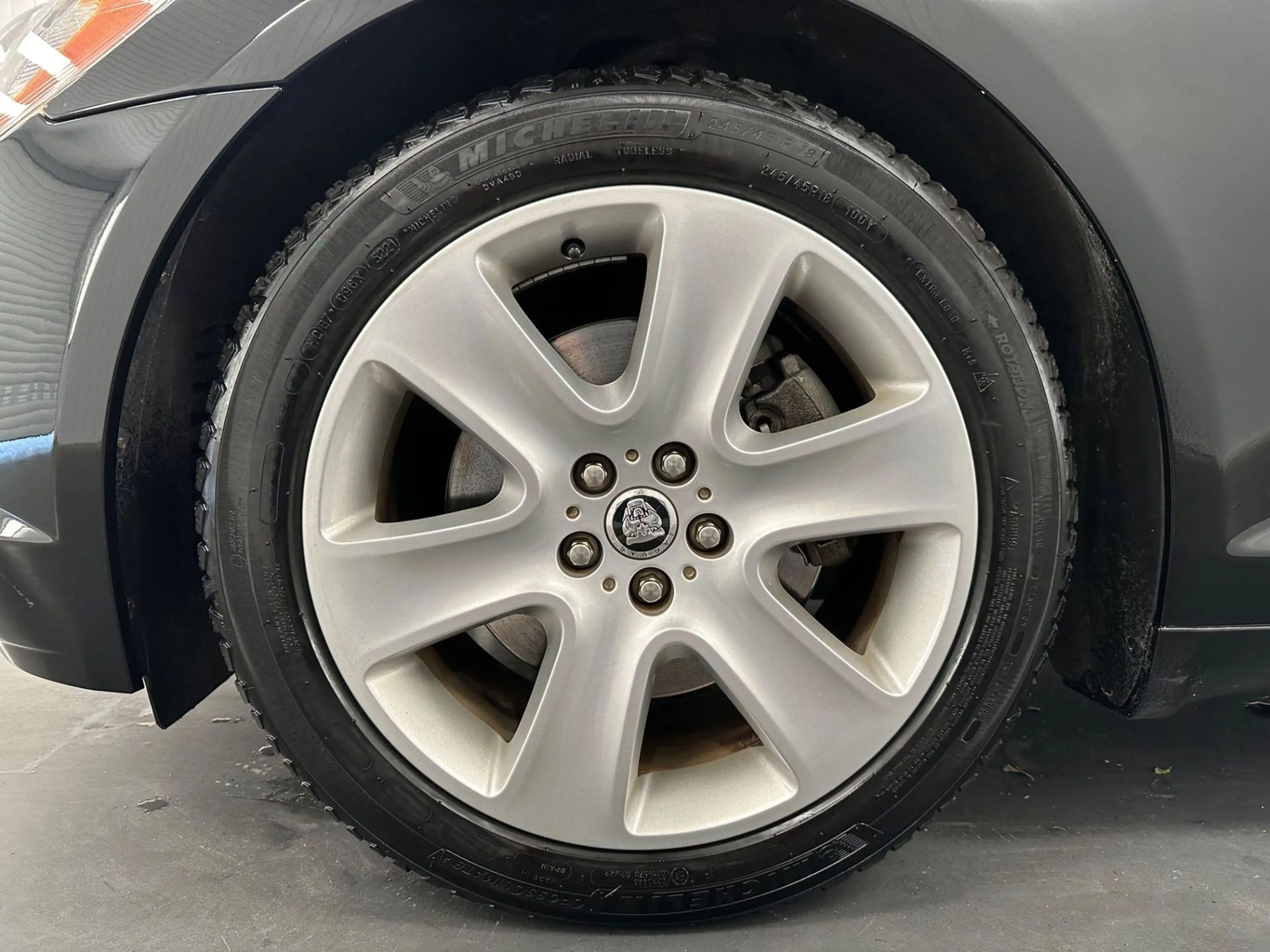Jaguar XF 3.0 V6 Premium Luxury Schiebedach — photo 13
