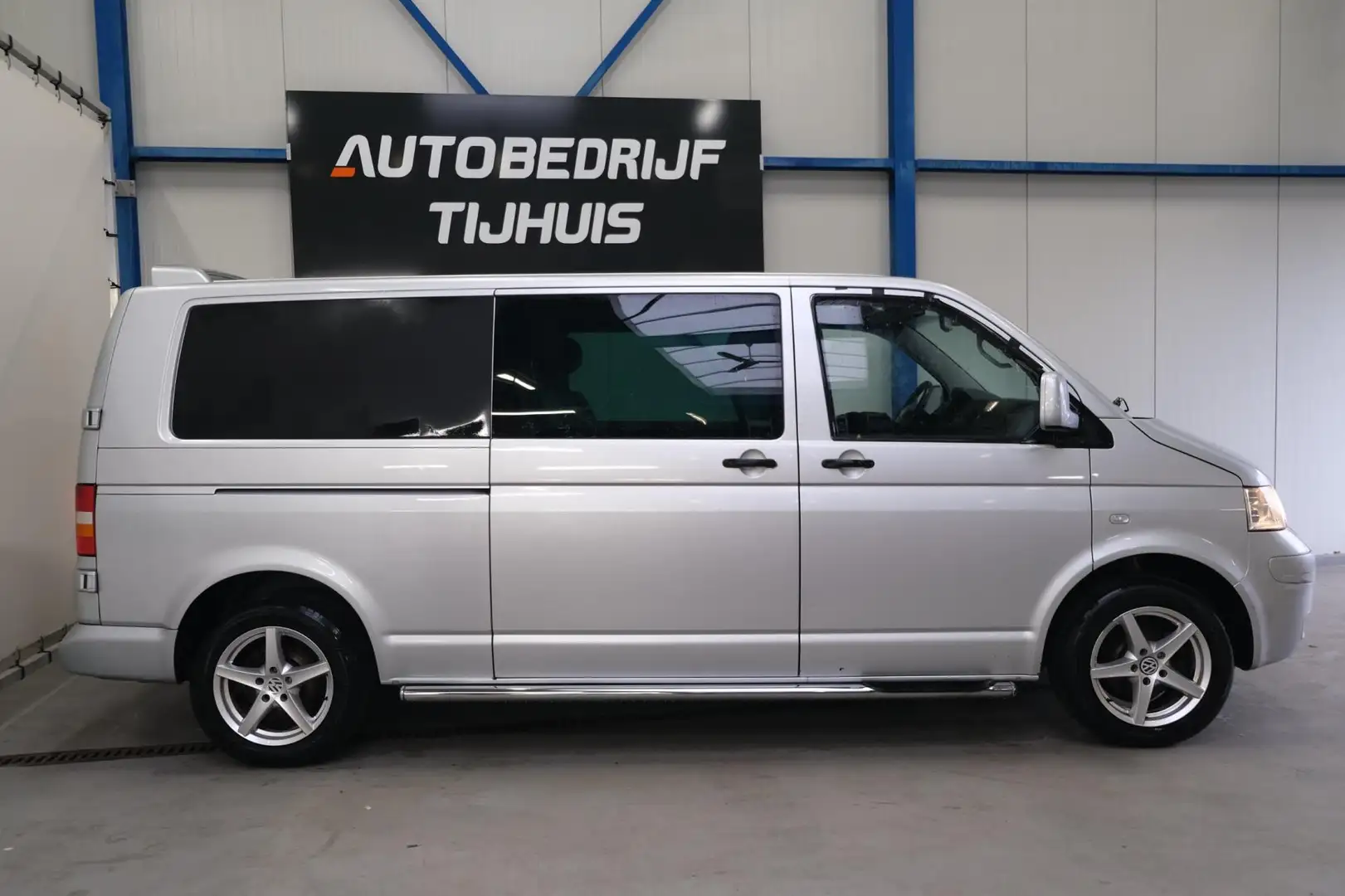 Volkswagen Transporter 2.5 TDI 340 DC - 2x Schuifdeur, Airco, Trekhaak. Plateado - 2