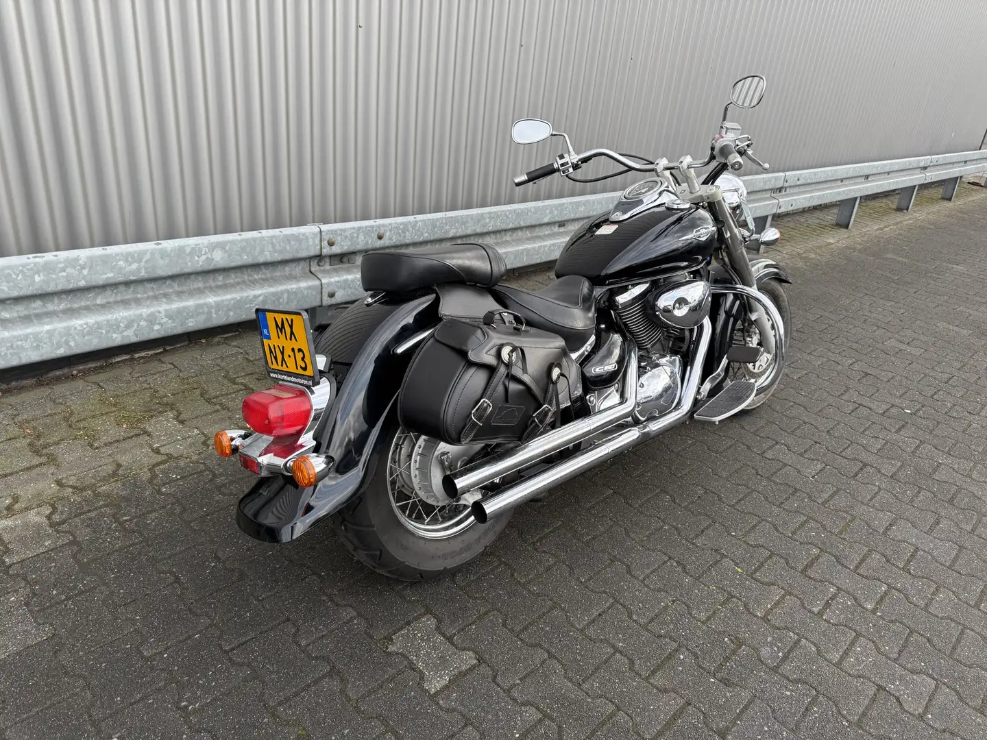 Suzuki VL 800 Intruder Volusia 27Dkm BJ:2005 --Inruil Mogelijk-- Zwart - 2