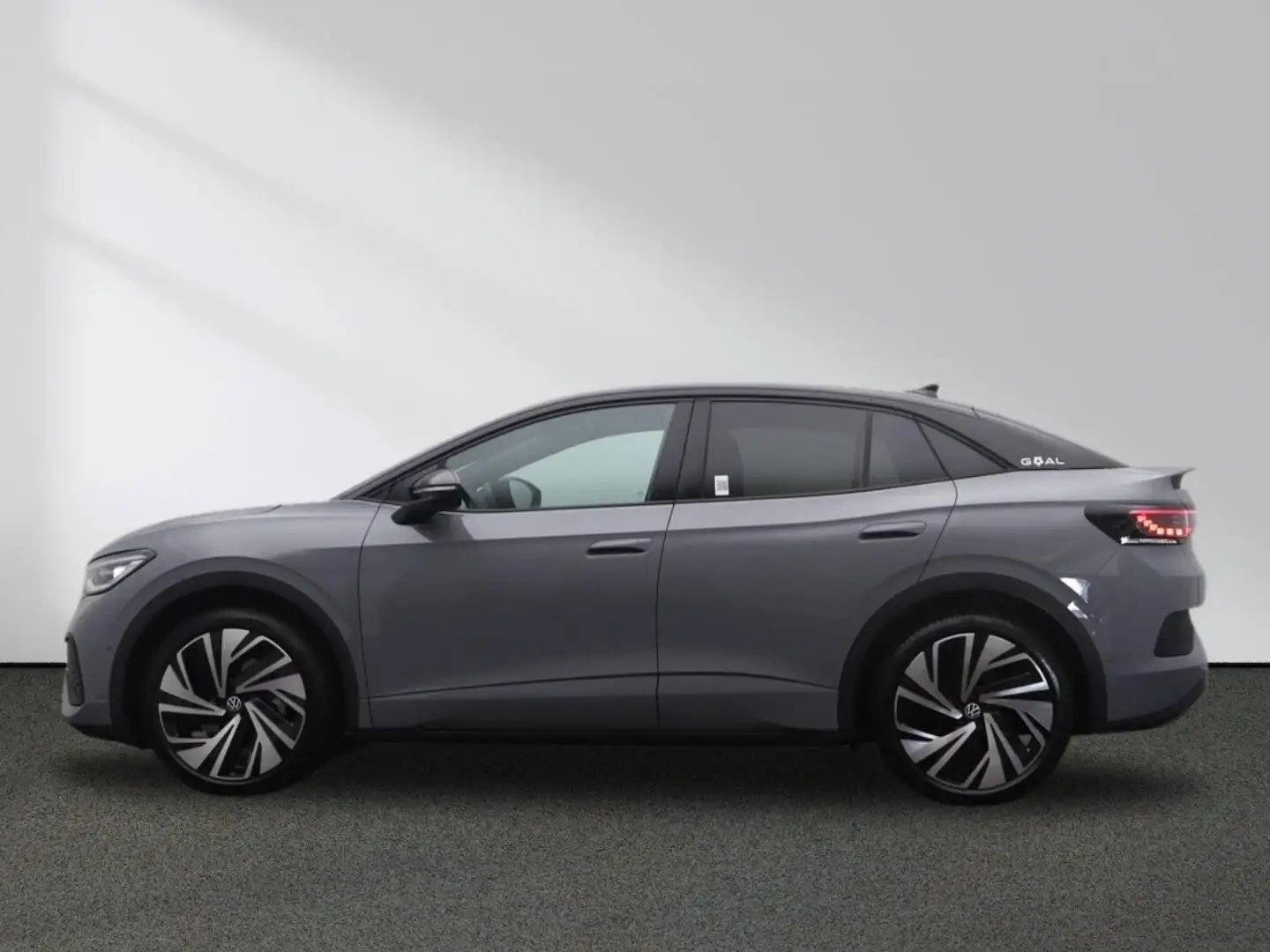Volkswagen ID.5 Pro GOAL 210 kW 360° Kamera Standheizung Grau - 2