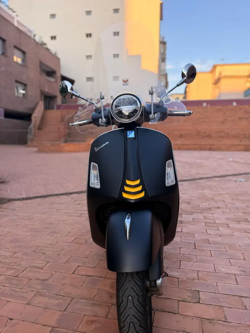 Piaggio GTS 300 VESPA GTSuper Schwarz - 2