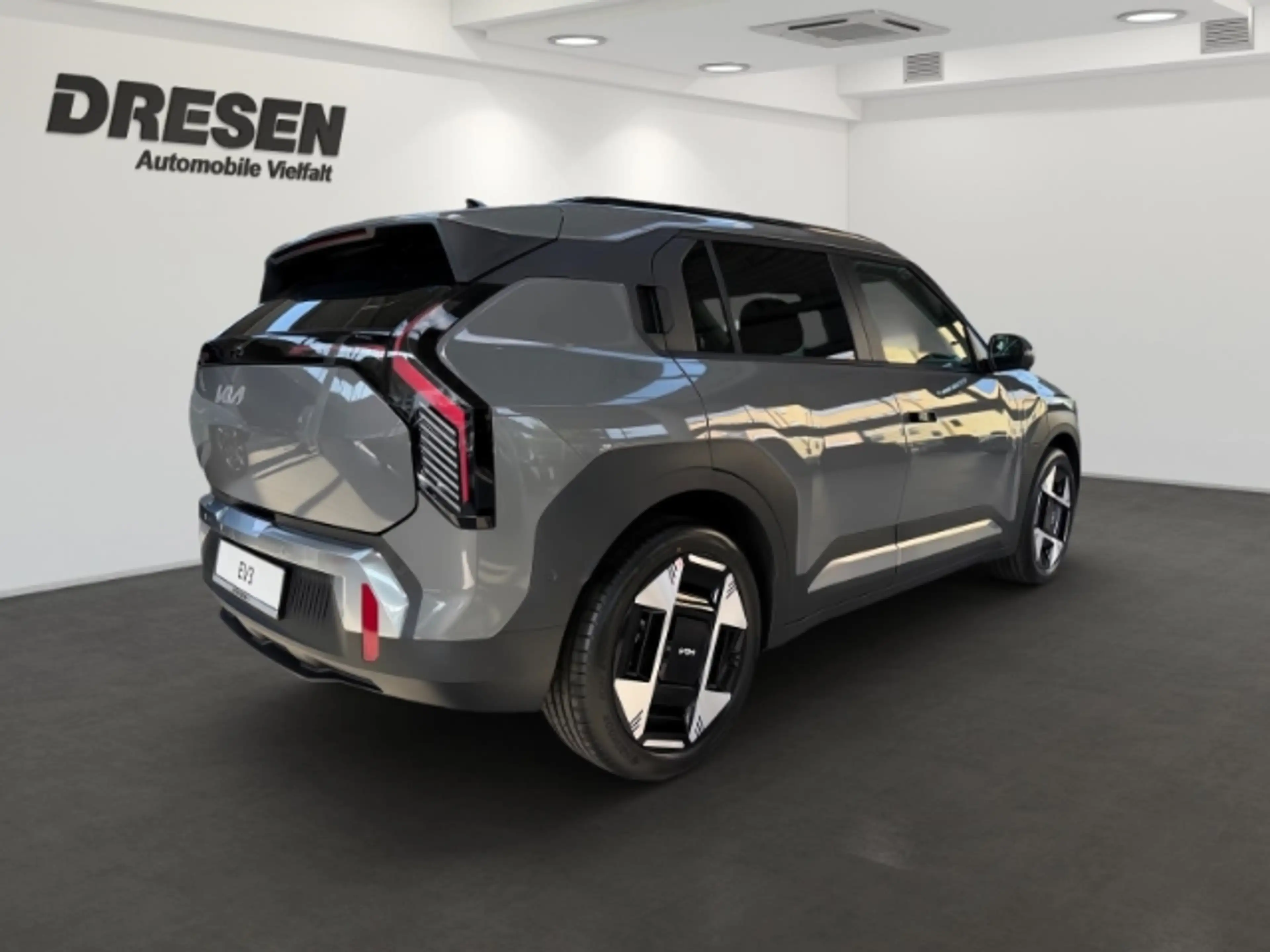 Kia EV3 Kia Earth 81,4 kWh 360°KAMERA,NAVI,CARPLAY,LED,AMB — photo 3