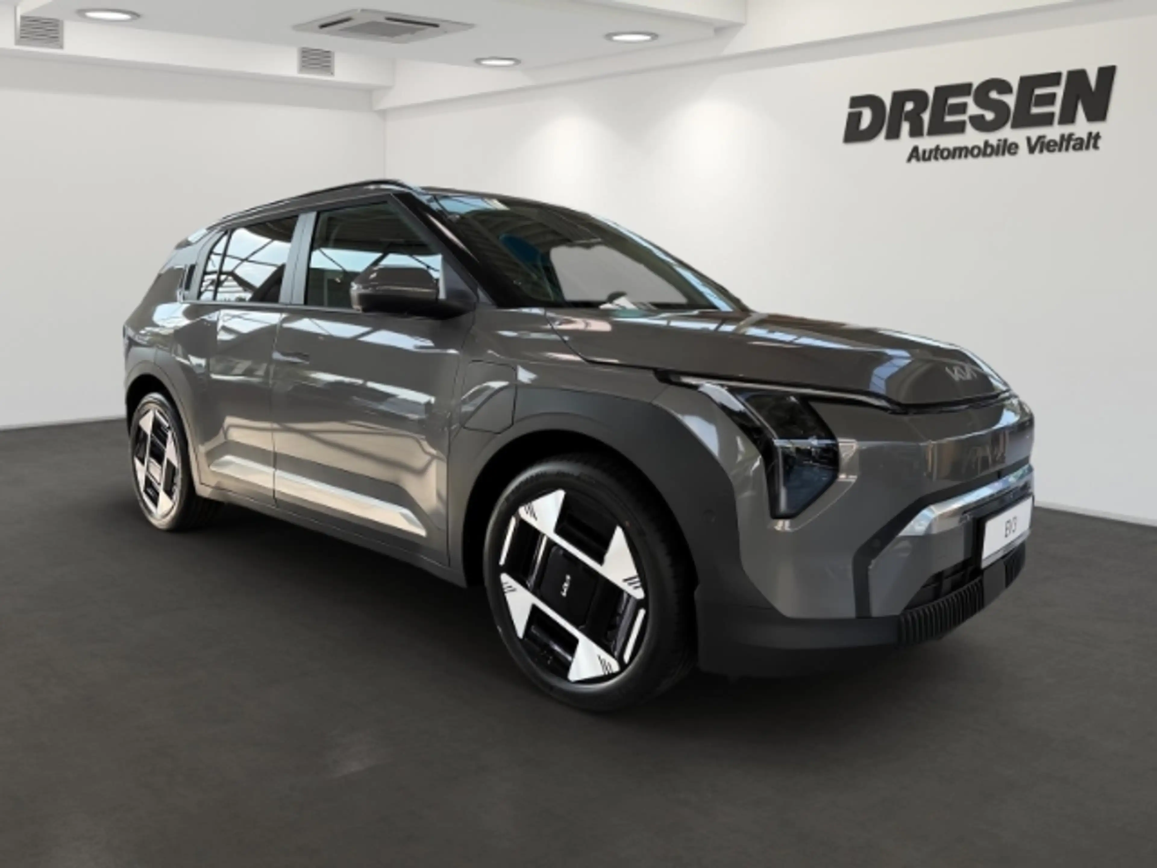Kia EV3 Kia Earth 81,4 kWh 360°KAMERA,NAVI,CARPLAY,LED,AMB — photo 2
