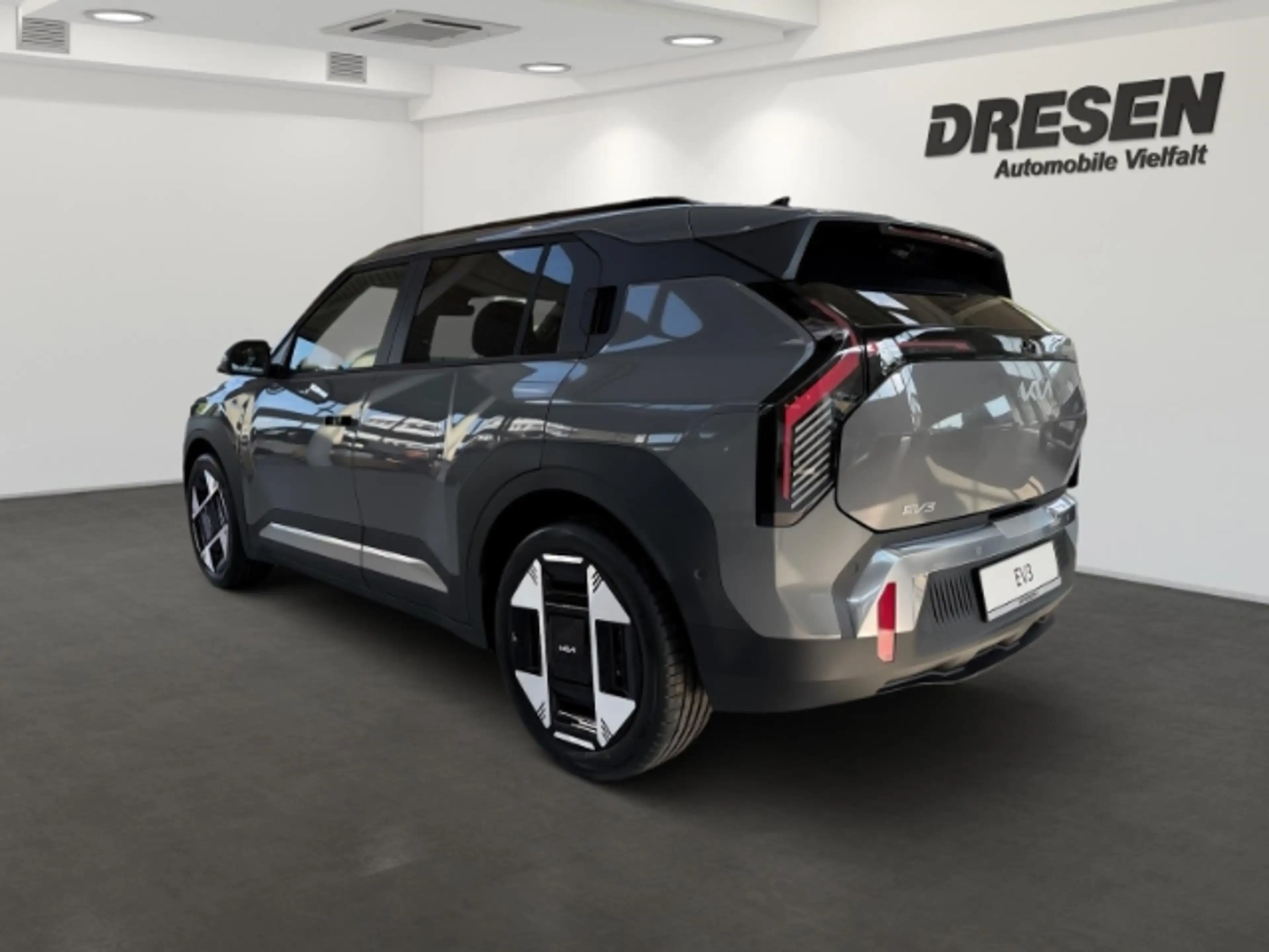 Kia EV3 Kia Earth 81,4 kWh 360°KAMERA,NAVI,CARPLAY,LED,AMB — photo 4