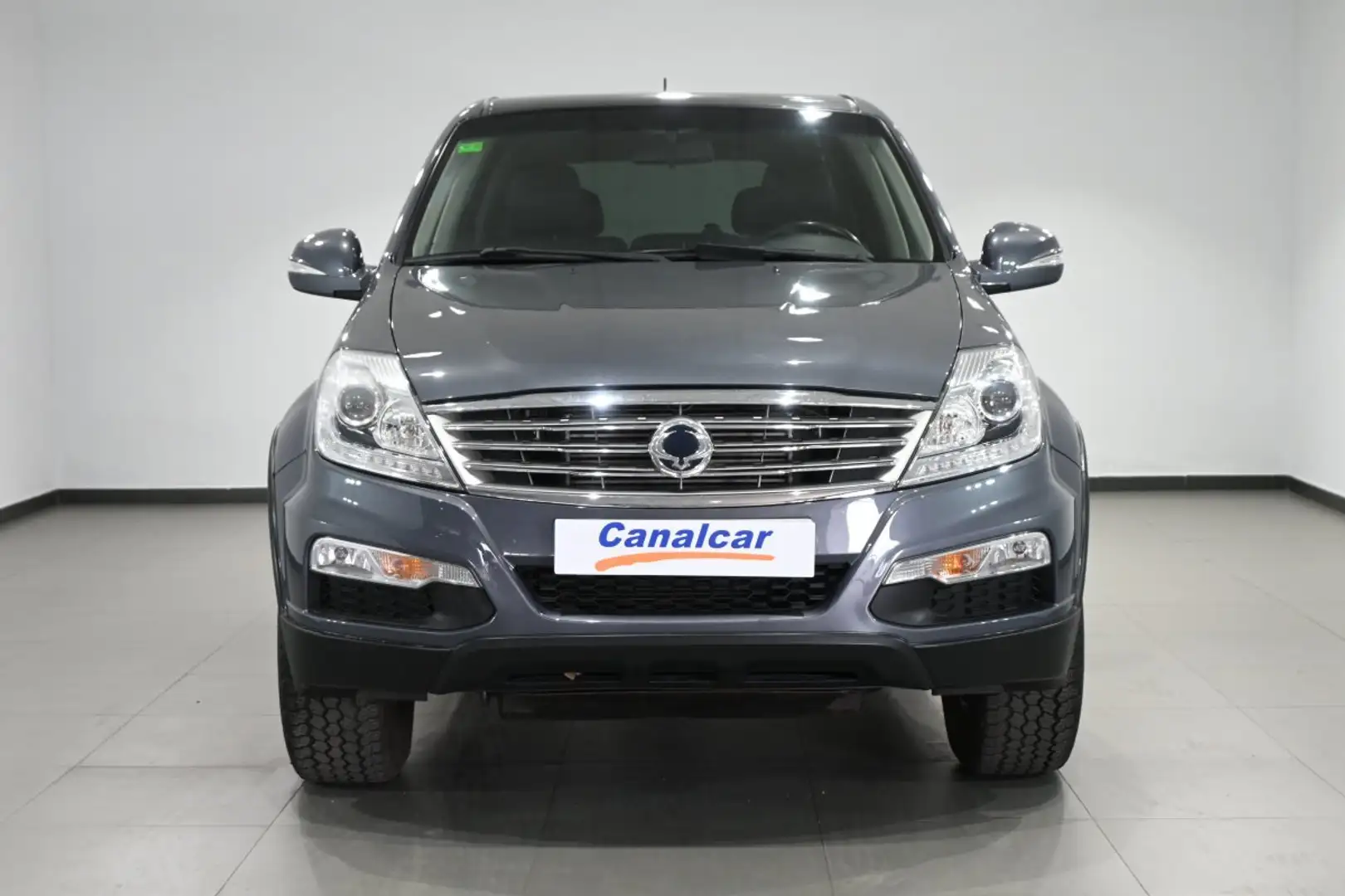 SsangYong Rexton W D22T Premium 4x4 Grijs - 2