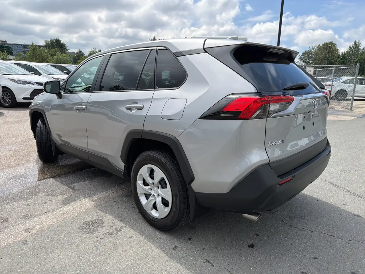 Toyota RAV 4 снимка Toyota RAV 4