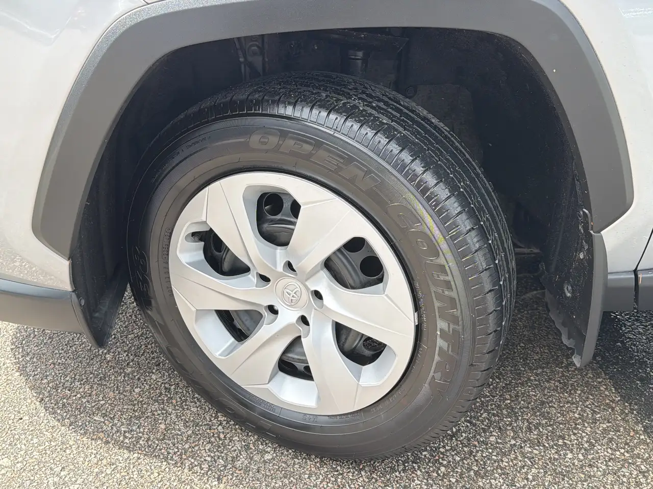 Toyota RAV 4 снимка Toyota RAV 4