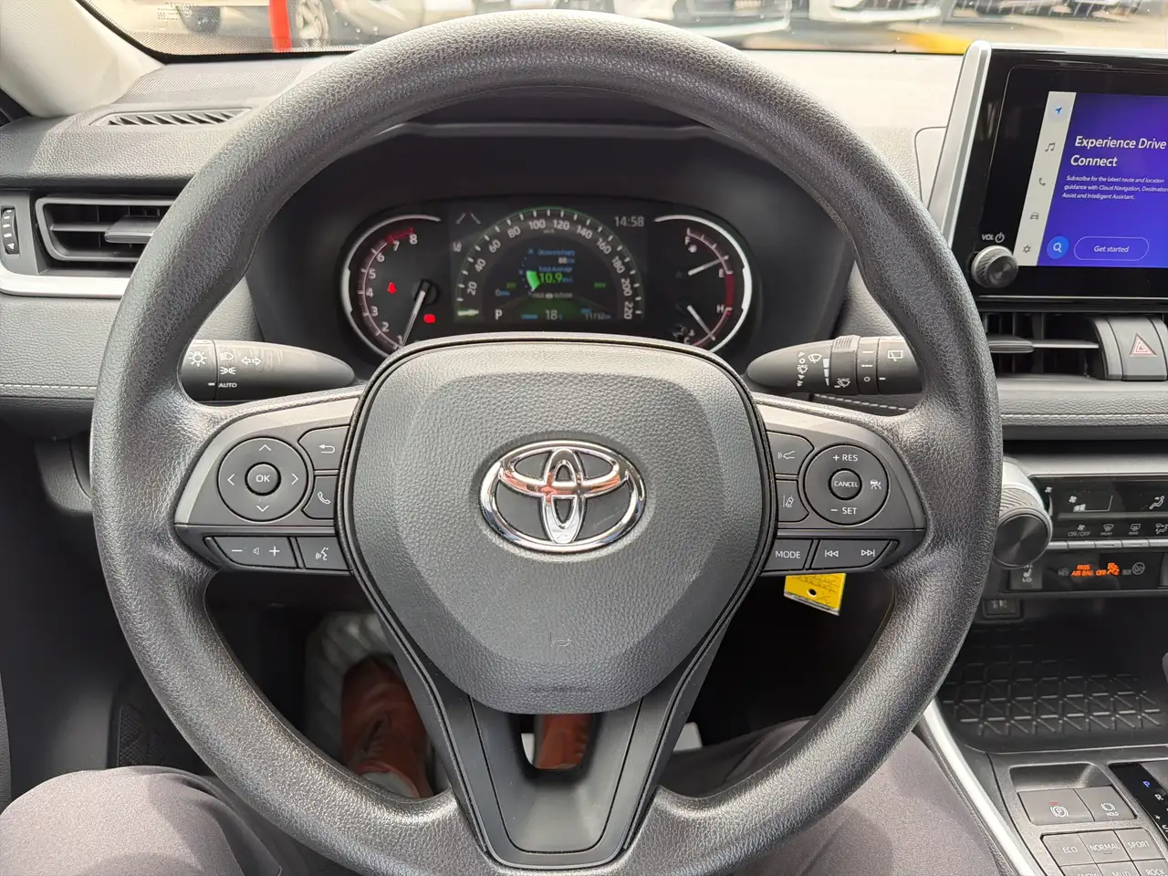 Toyota RAV 4 снимка Toyota RAV 4