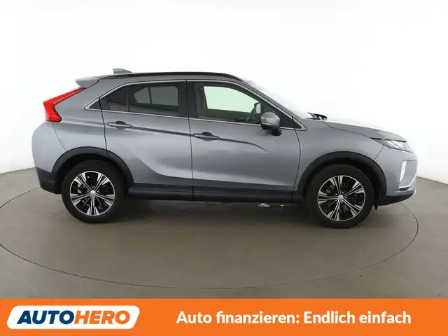 Mitsubishi Eclipse Cross view 7