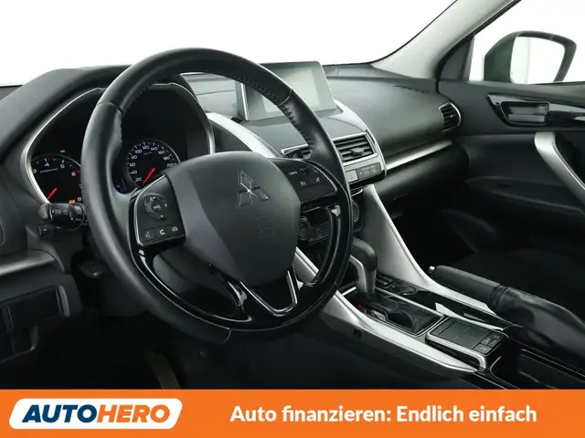 Mitsubishi Eclipse Cross view 11