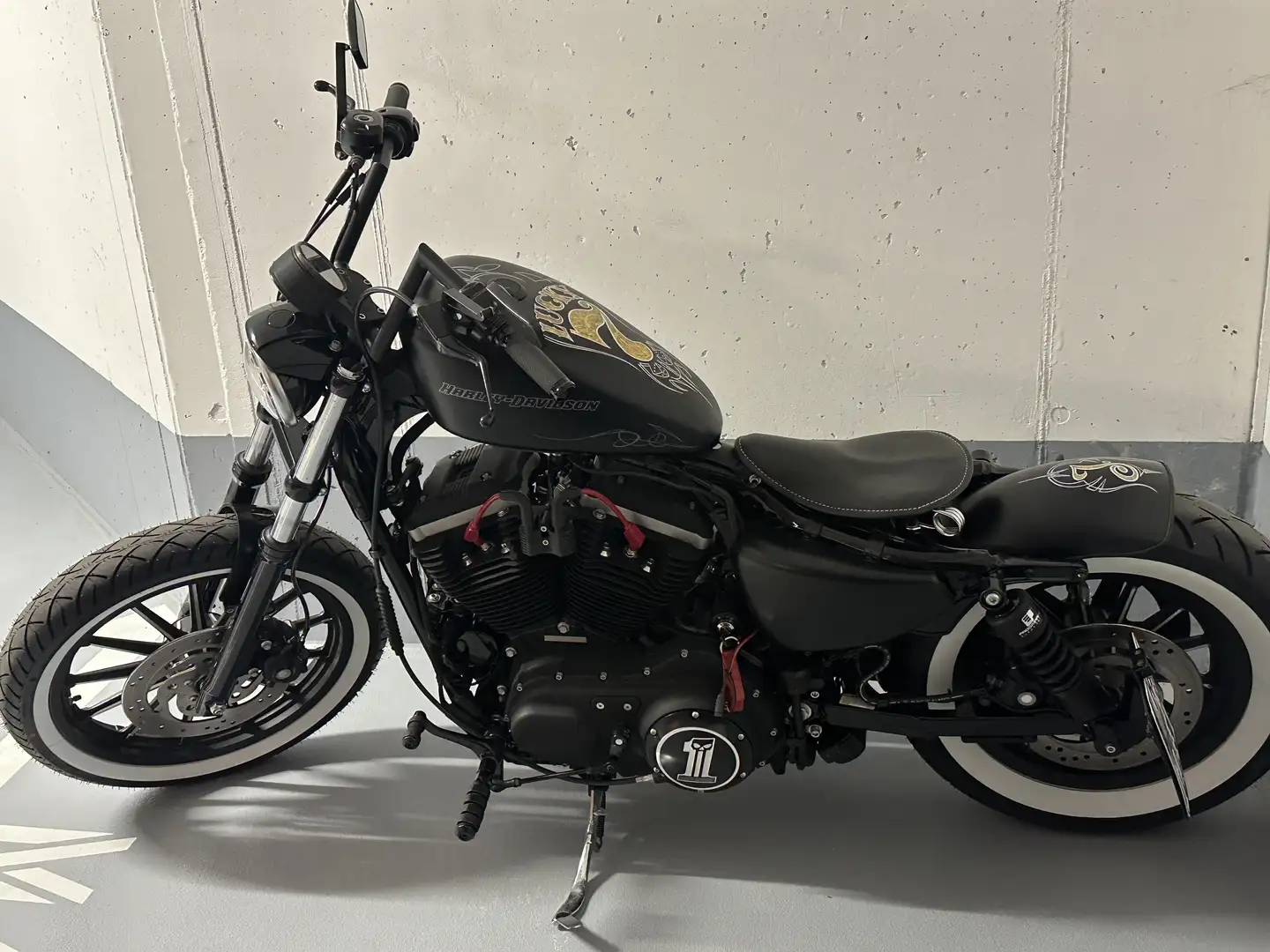 Harley-Davidson Sportster 883 Harley Davidson Sportster Iron 883 Bobber Umbau Negru - 1