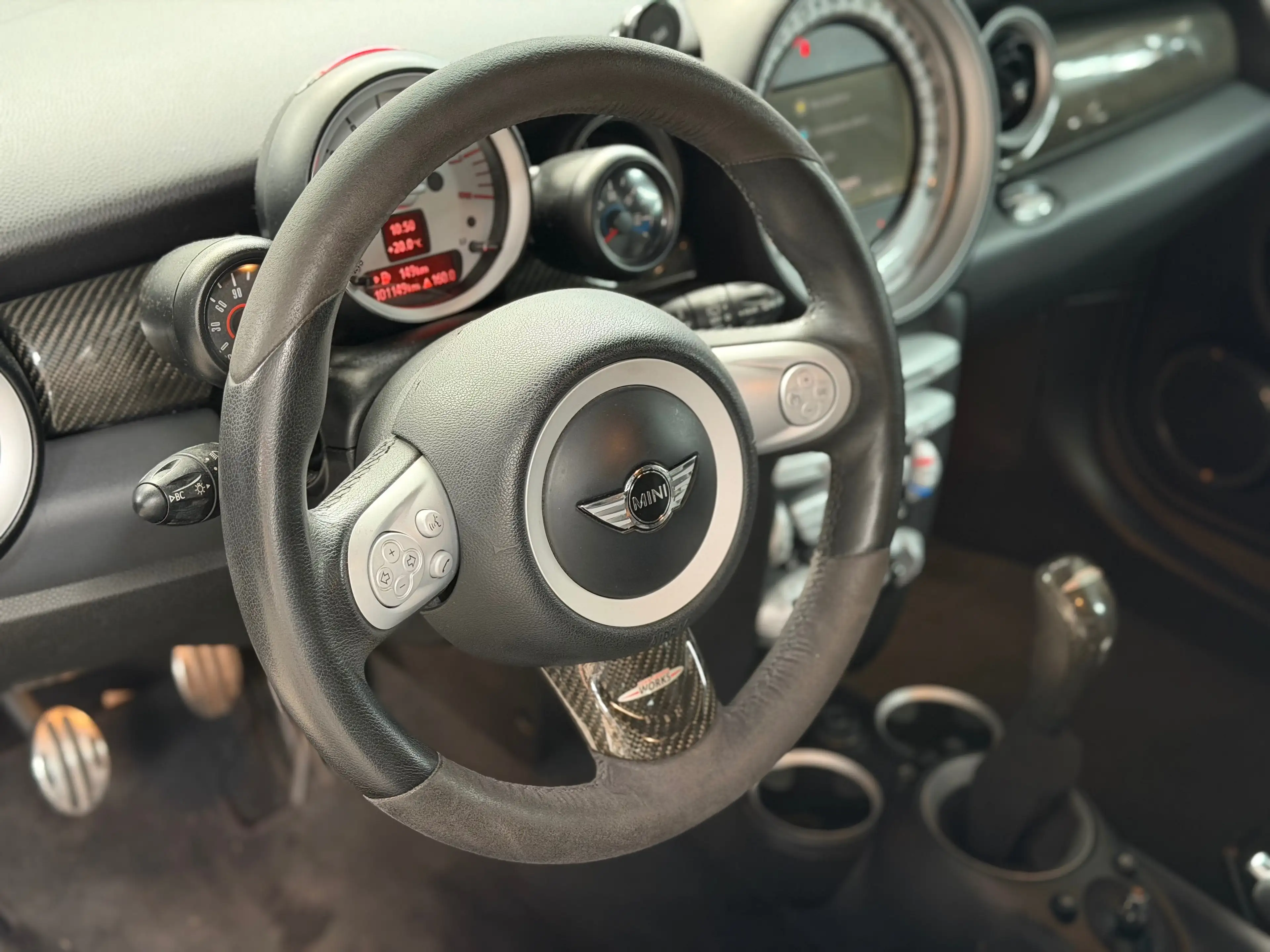 MINI John Cooper Works 1.6i JCW * GPS * CUIR * SIEGE CH * CLIM * CRUISE * GARANTIE — photo 7