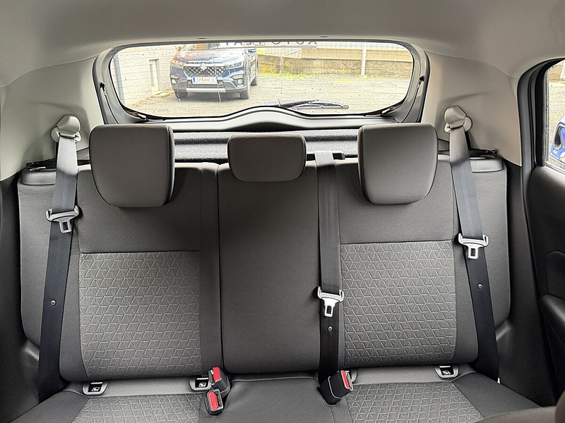 Suzuki Swift 1,2 Hybrid Shine — photo 19